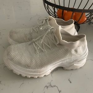 White shimmery gym shoes